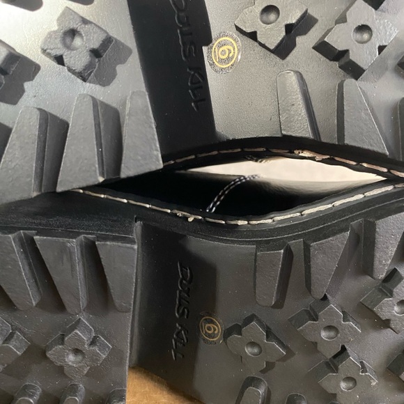 DollsKill | NWOB cyber Y2K gothic grunge platform boots - Picture 4 of 9